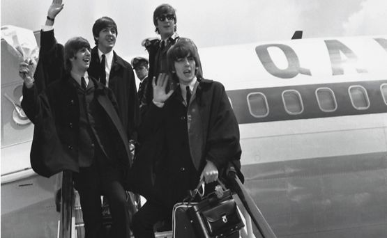 Beatlesin jäsenet ovat olleet musikaalisuuden lisäksi muutenkin taiteellisia. 