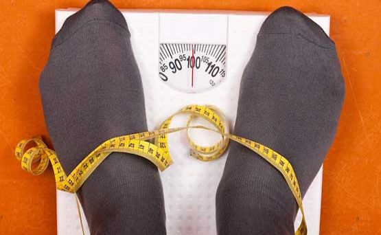 Tutkimuksen mukaan ylipaino suojaa vaivaisenluulta.